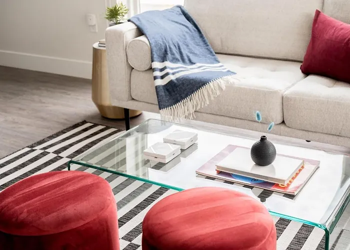 A Modern Point Of View - Luxe Loft - Espadin Lohi
