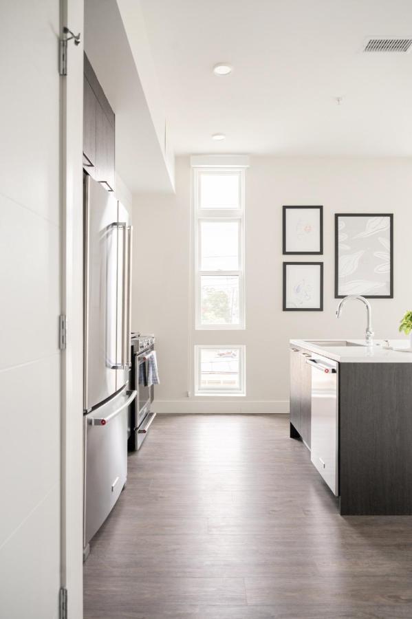 A Modern Point Of View - Luxe Loft - Espadin Lohi *
